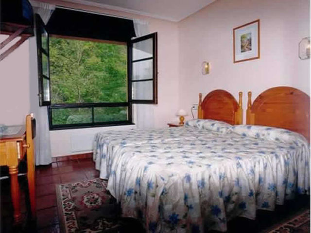 Hotel Benzua Villanueva de Ardisana Room photo